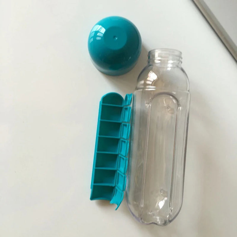 Organizador semanal da caixa da pilha com garrafa de água, 600ml, caso portátil do suporte das vitaminas da pilha de 7 dias, garrafa de beber ao ar livre 2 em 1