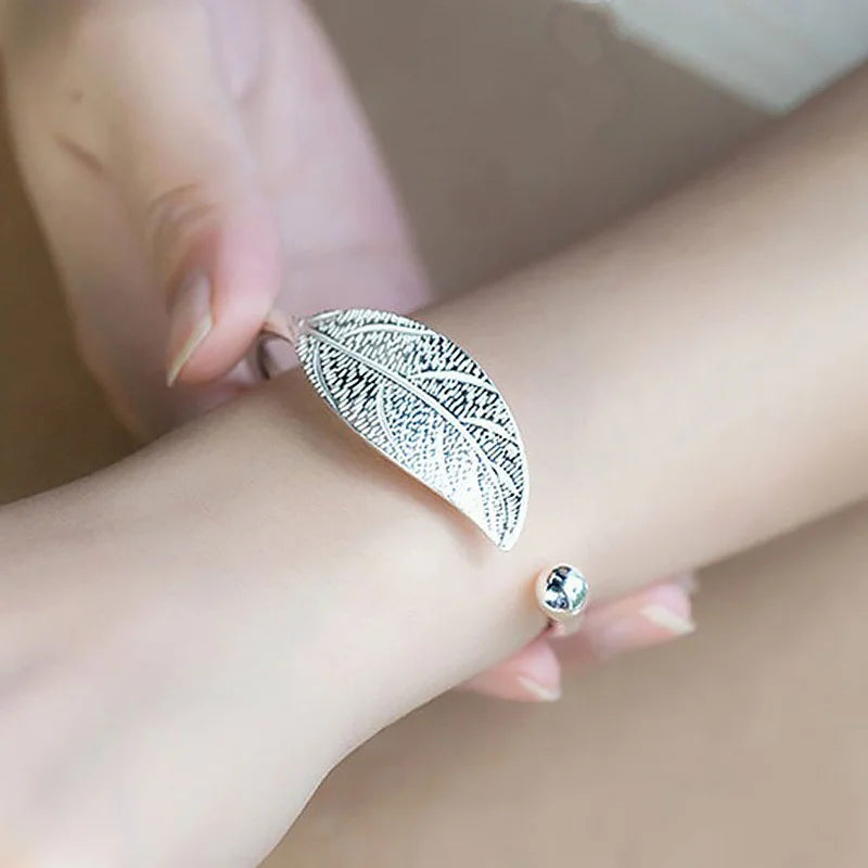 Pulseira Folha Brilhante