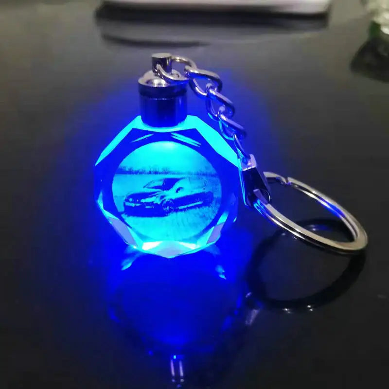 Chaveiro Cristal Personalizado - Seu Carro, Sua Identidade!