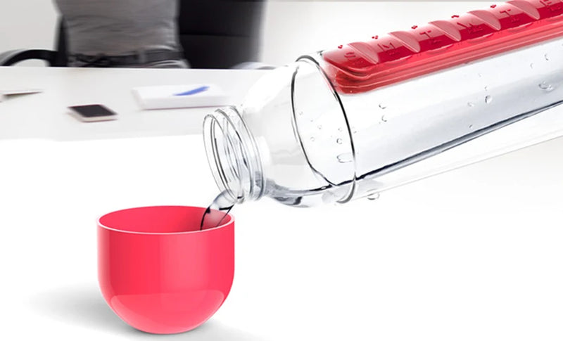 Organizador semanal da caixa da pilha com garrafa de água, 600ml, caso portátil do suporte das vitaminas da pilha de 7 dias, garrafa de beber ao ar livre 2 em 1