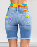 Elegância Urbana - Denim Skinny com Estampa e Rasgos
