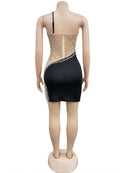Brilho de Diva - Vestido Mini com Cristais e Elegância Transparente