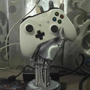 Braço do Futuro – Suporte Universal para PS5, Xbox e Switch