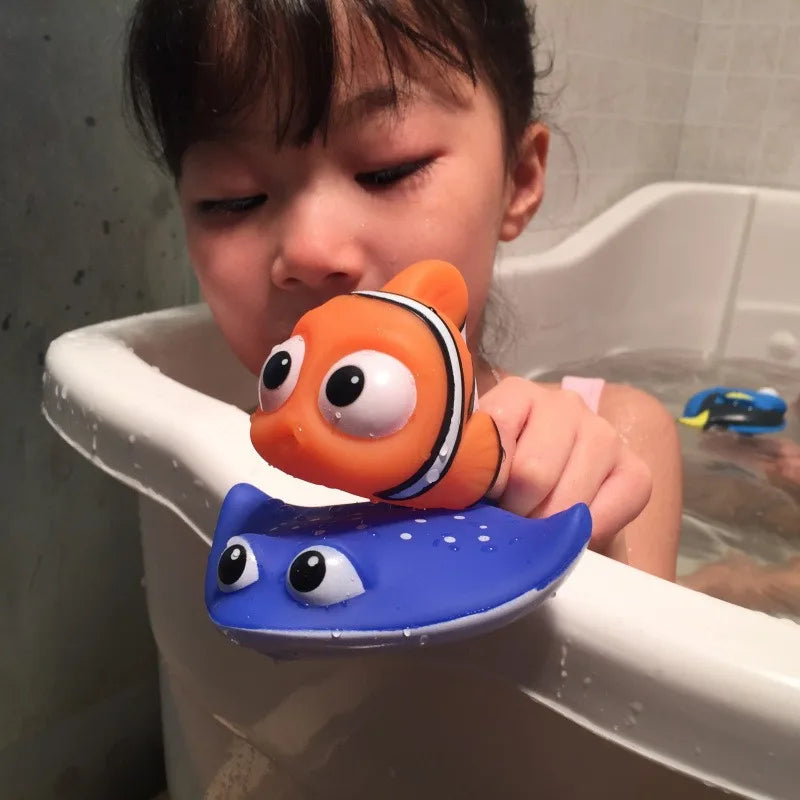 Disney Procurando Nemo para crianças, brinquedos infantis para piscina, brinquedos de banho do bebê, presentes de banho para crianças