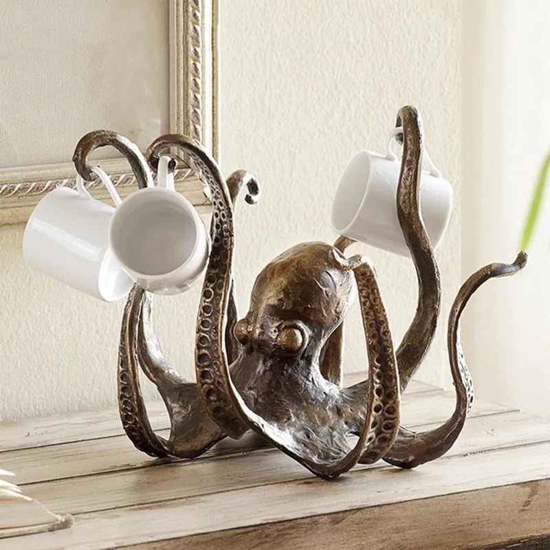 Polvo Guardião de Canecas – Suporte Decorativo de Resina para Chá